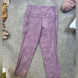 Zyia Cropper Women’s Size 6-8 Purple Workout Leggings